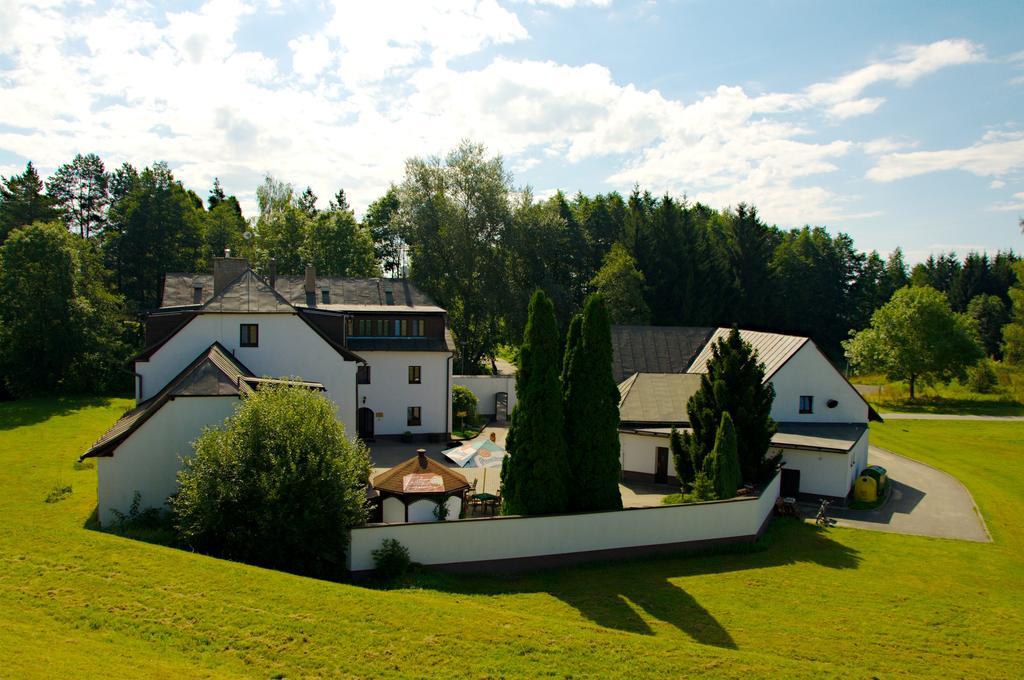 Hotel A Hostinec Talsky Mlyn Žďár nad Sázavou Extérieur photo